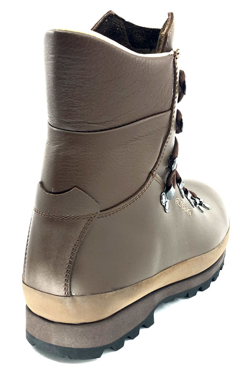 altberg lightweight boots