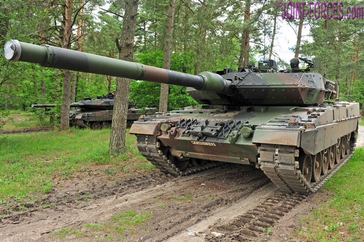 Praktisk Såvel pakke Bundeswehr Leopard 2 MBT At 40 ~ Part 1 | Joint Forces News