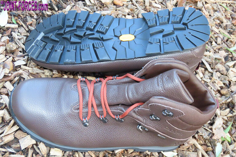 craghoppers kiwi trek boots
