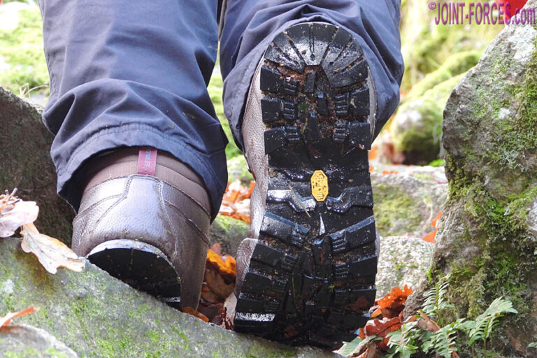craghoppers kiwi trek boots